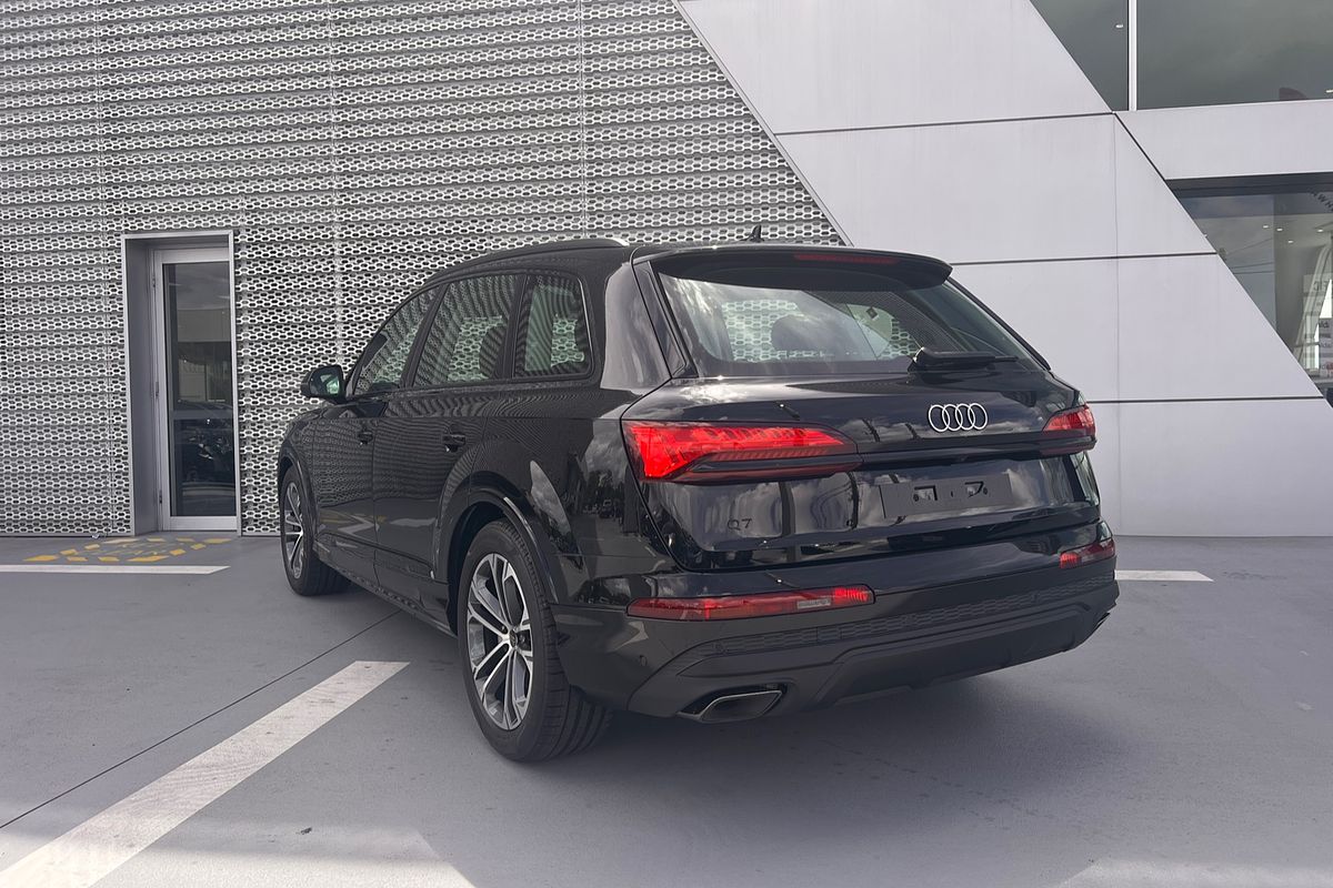 2024 Audi Q7 45 TDI 4M