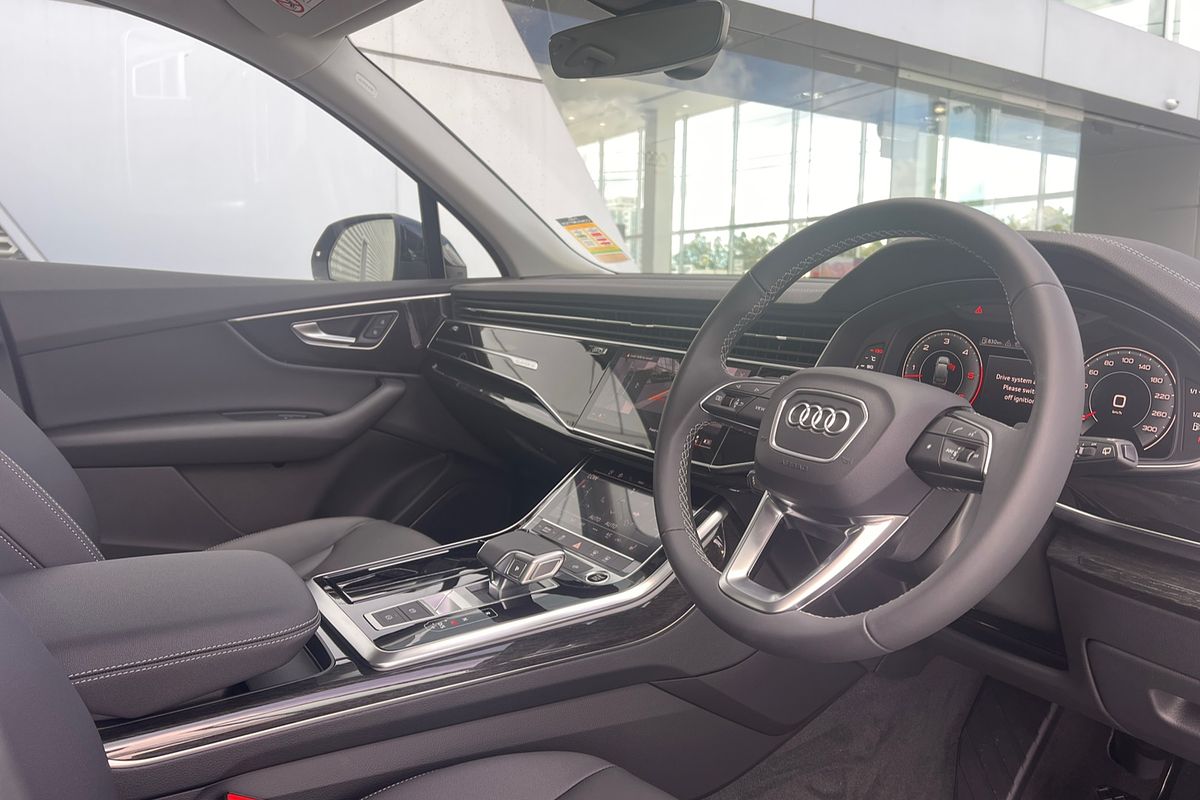 2024 Audi Q7 45 TDI 4M