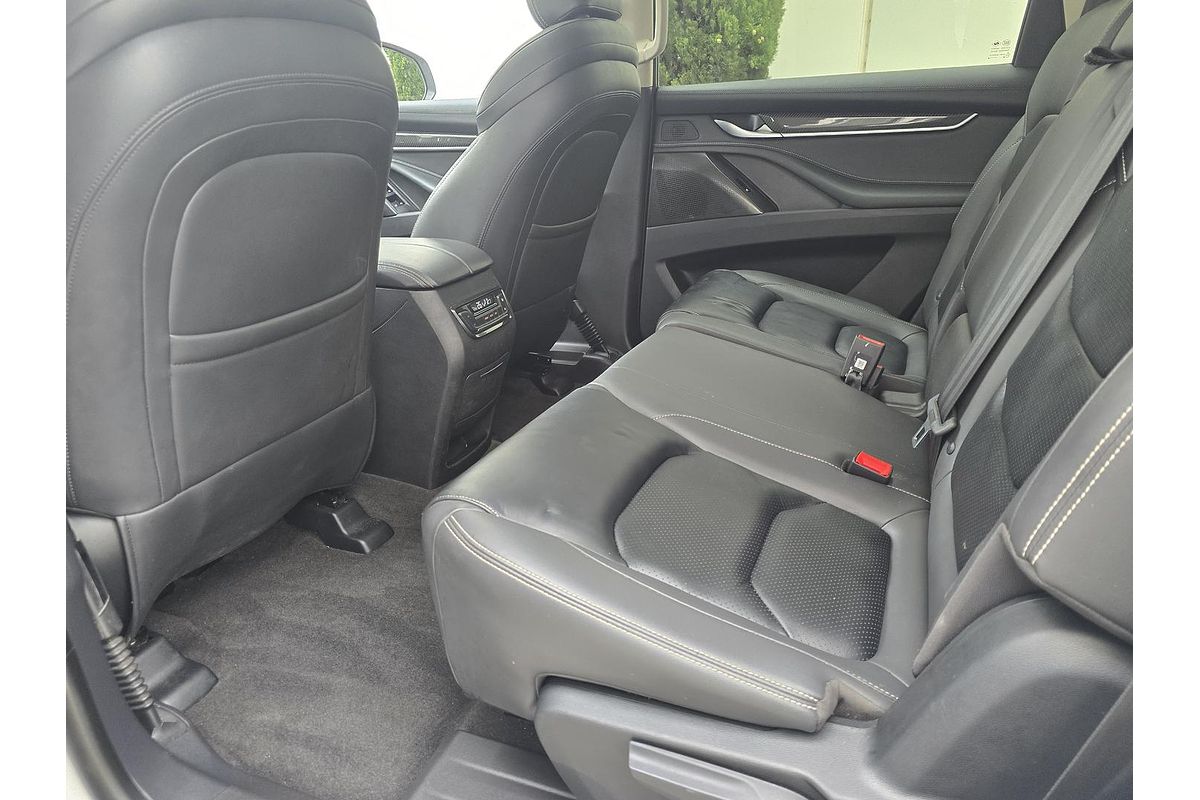 2022 LDV D90 Executive SV9A