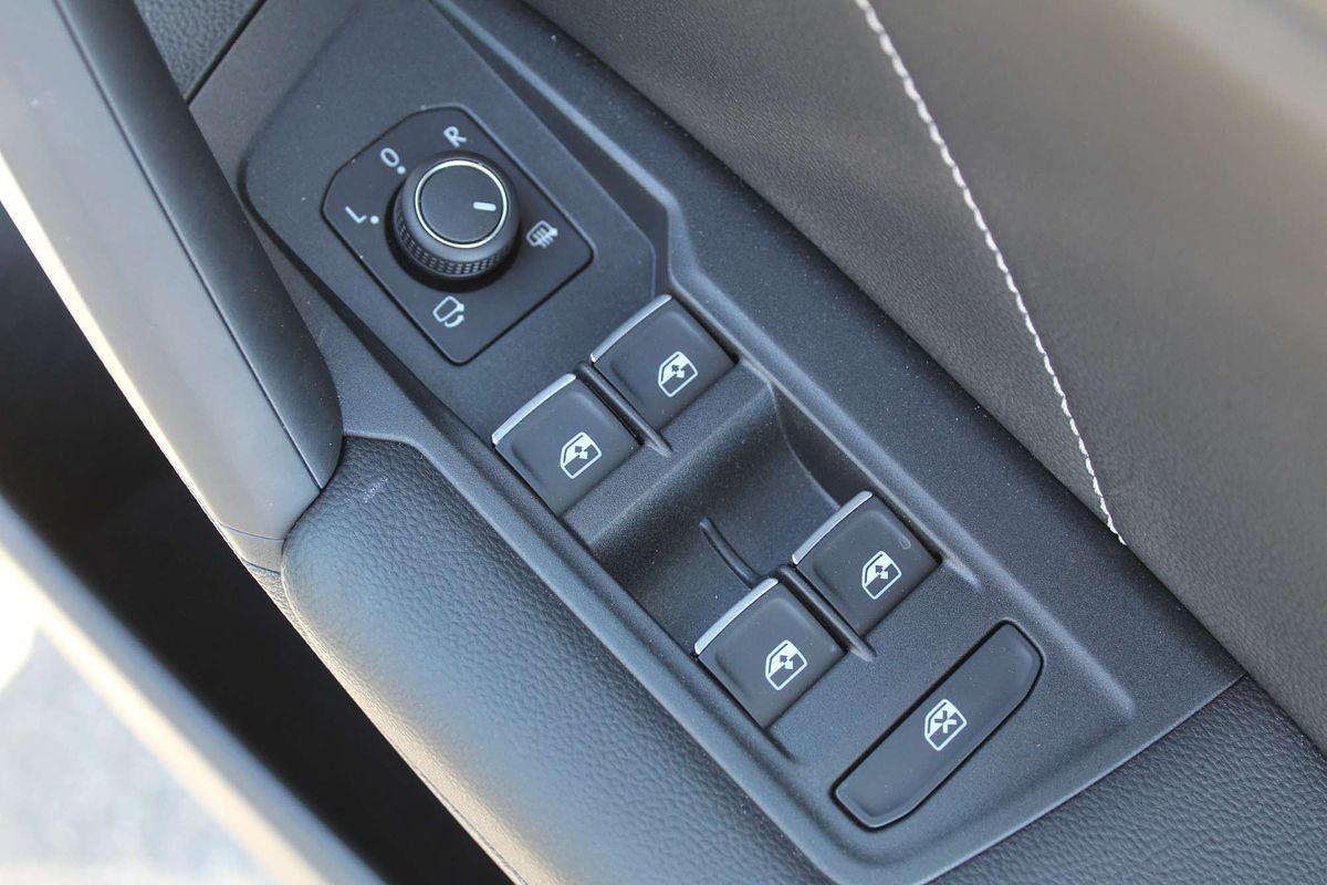 2024 Volkswagen Tiguan 162TSI R-Line 5N