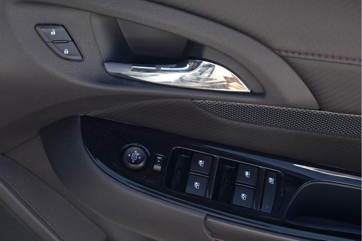 2015 Holden Commodore SV6 Storm VF