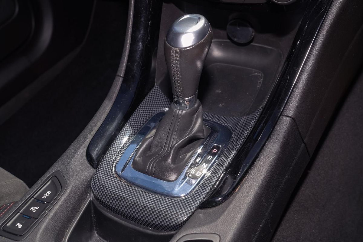 2015 Holden Commodore SV6 Storm VF