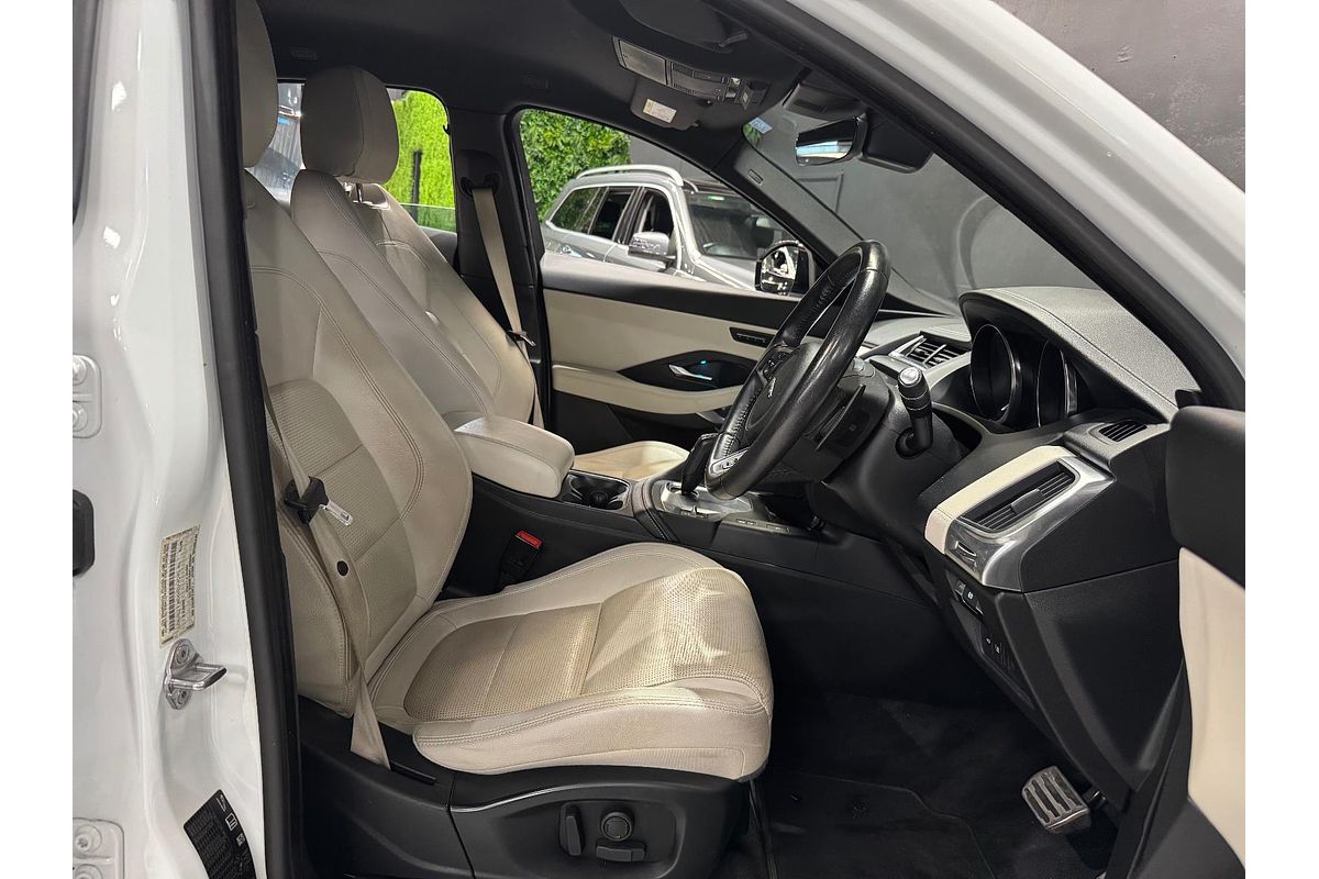 2019 Jaguar E-PACE P250 R-Dynamic SE X540