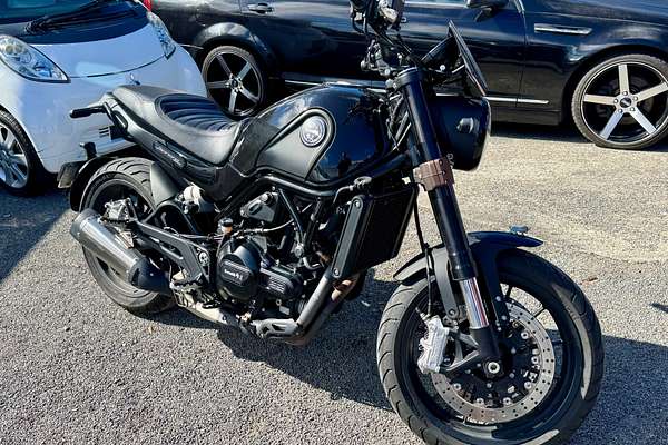 2021 Benelli LEONCINO 500