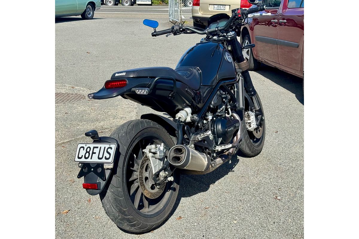 2021 Benelli LEONCINO 500