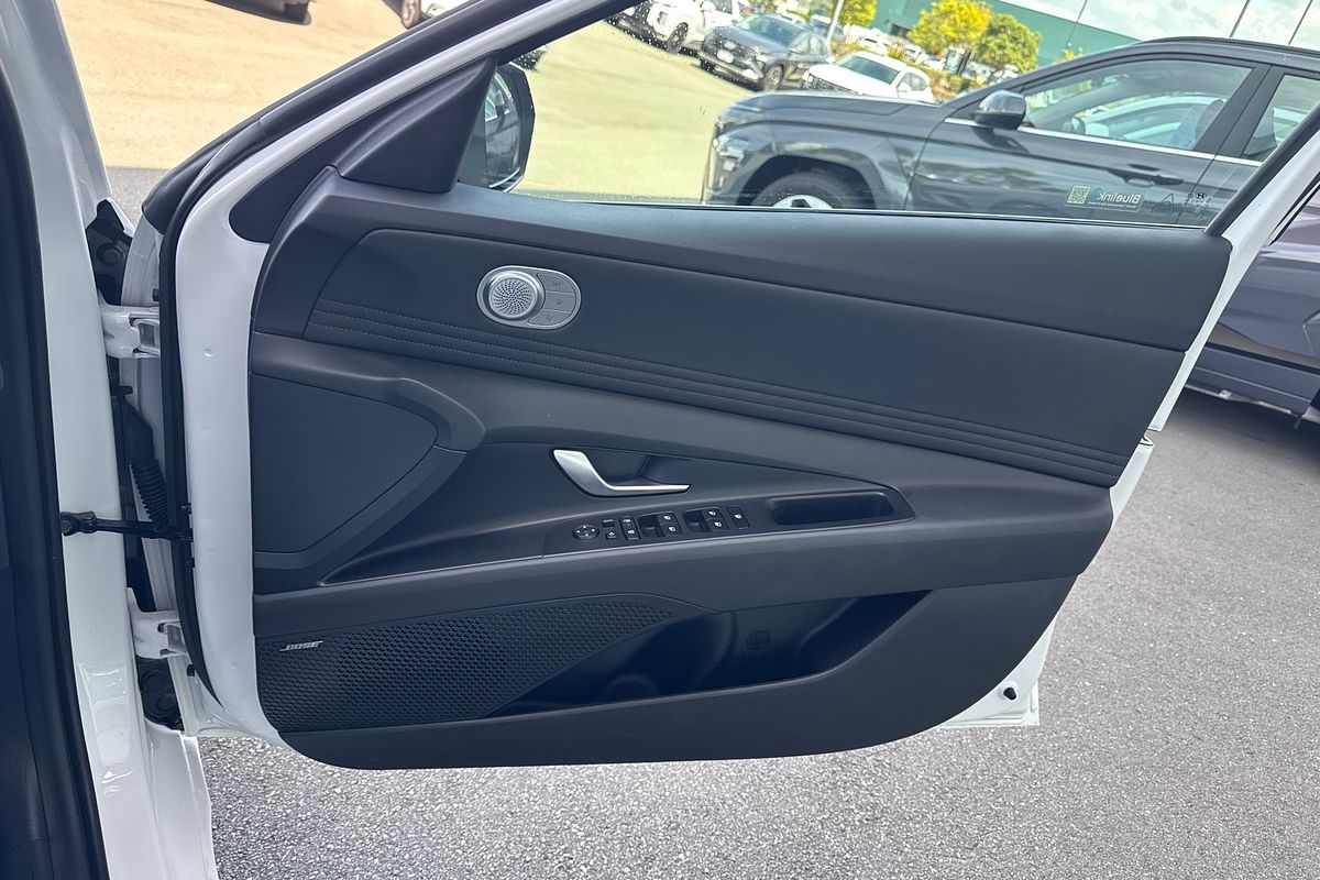 2024 Hyundai i30 Premium CN7.V2