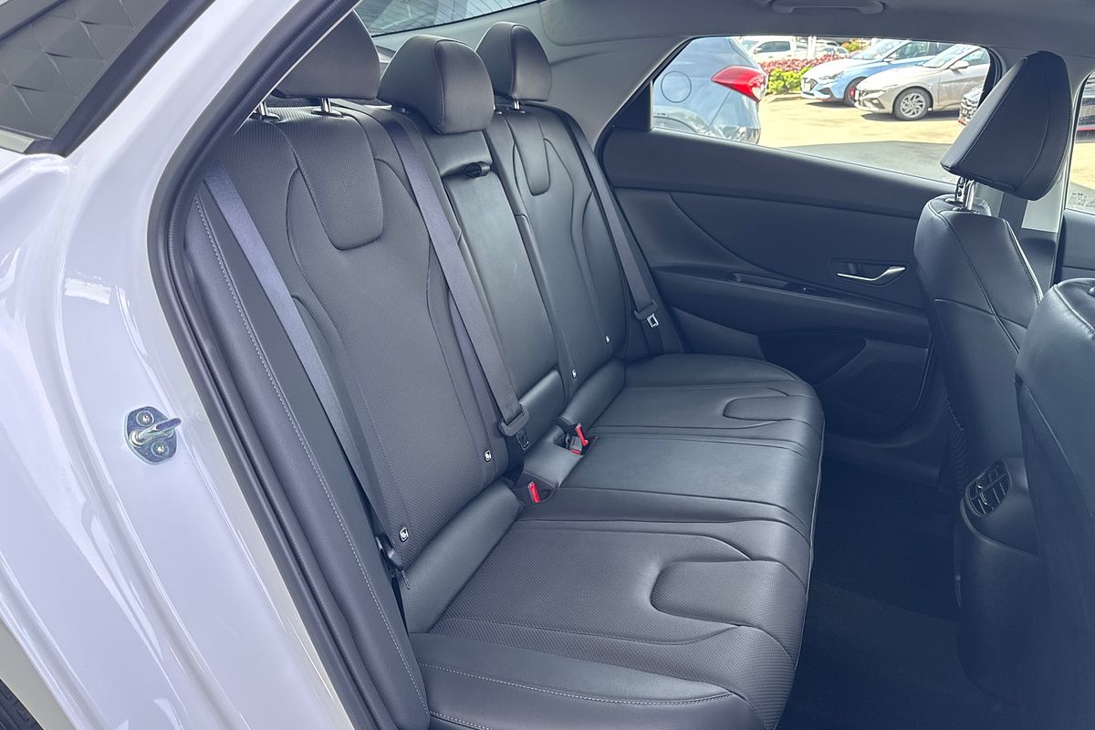 2024 Hyundai i30 Premium CN7.V2