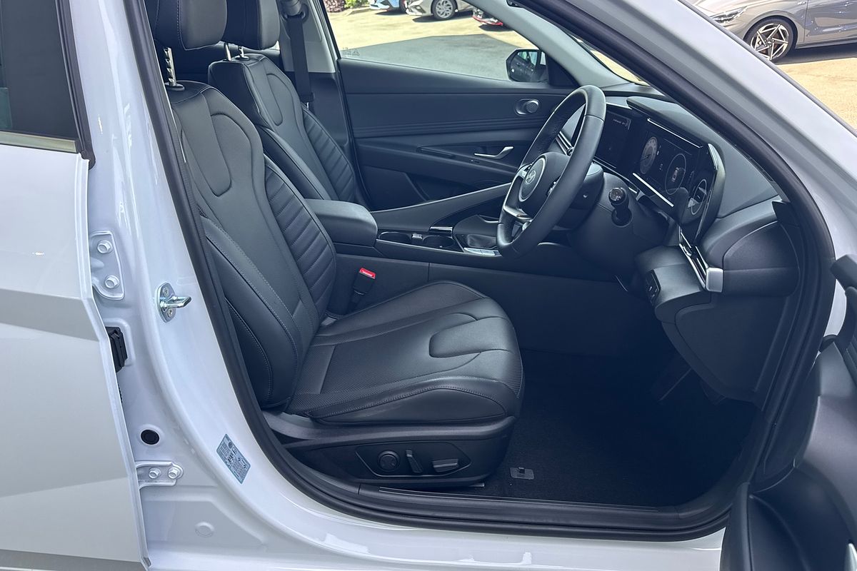 2024 Hyundai i30 Premium CN7.V2
