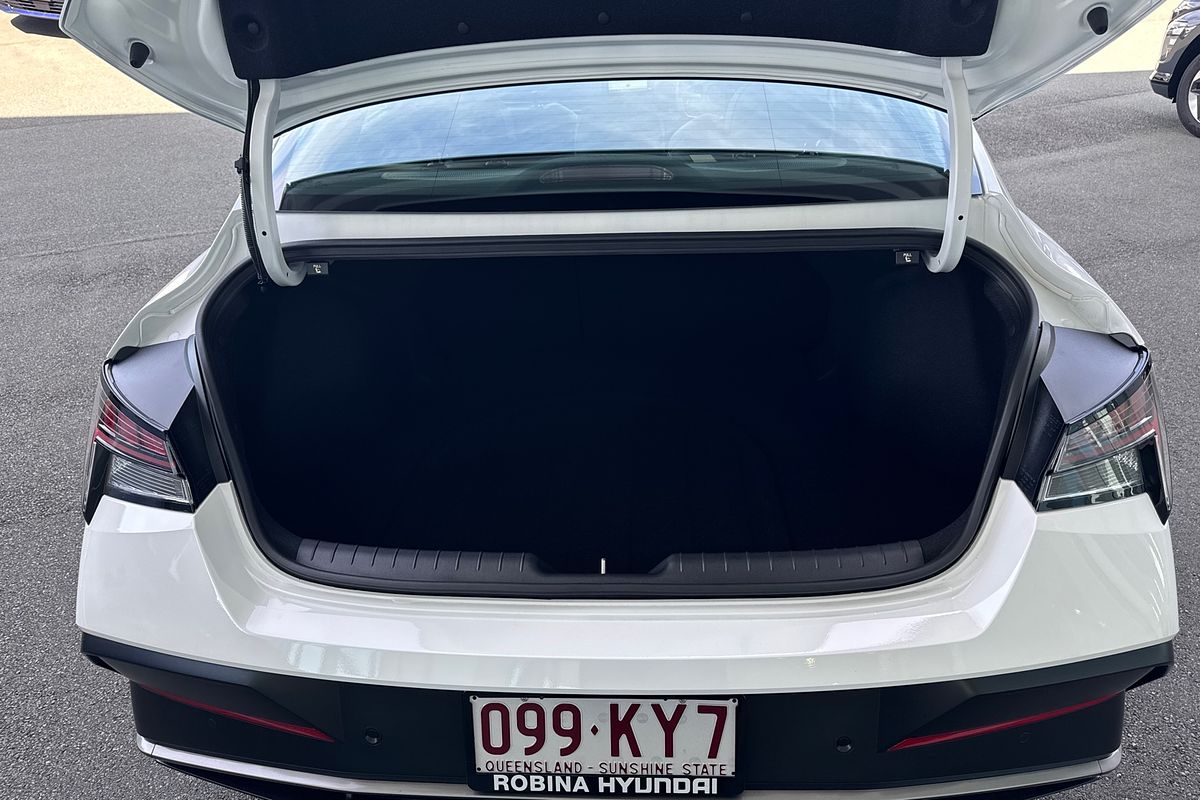 2024 Hyundai i30 Premium CN7.V2