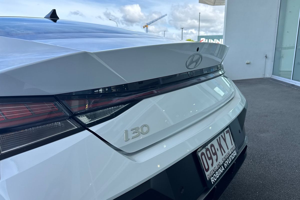 2024 Hyundai i30 Premium CN7.V2