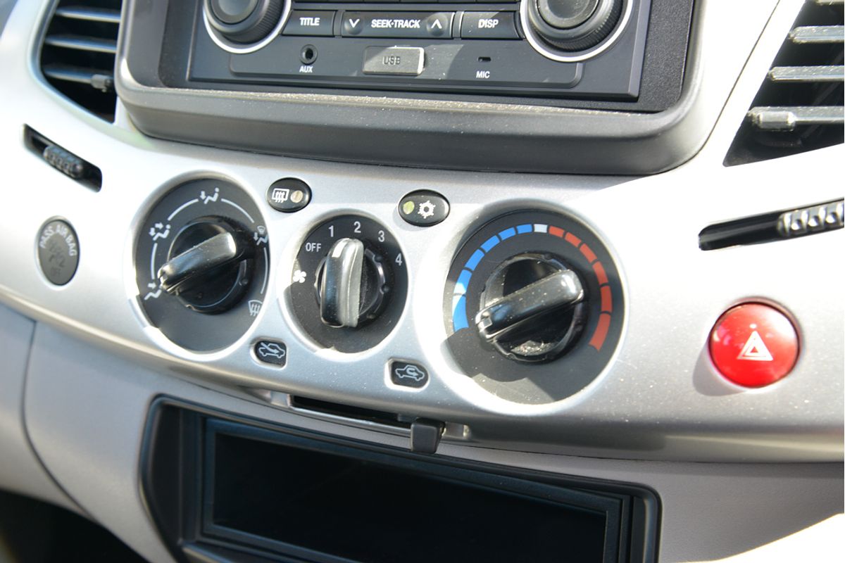 2011 Mitsubishi Triton GL-R MN Rear Wheel Drive