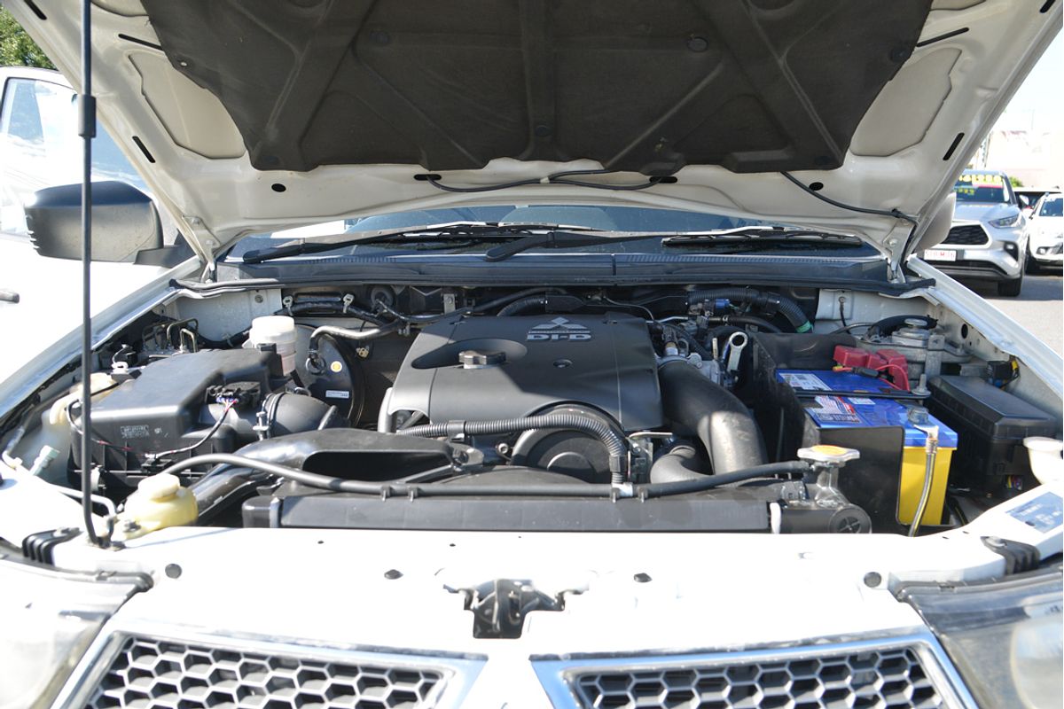 2011 Mitsubishi Triton GL-R MN Rear Wheel Drive