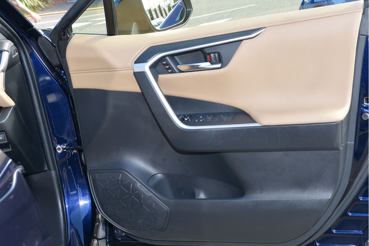2021 Toyota RAV4 Cruiser AXAH52R