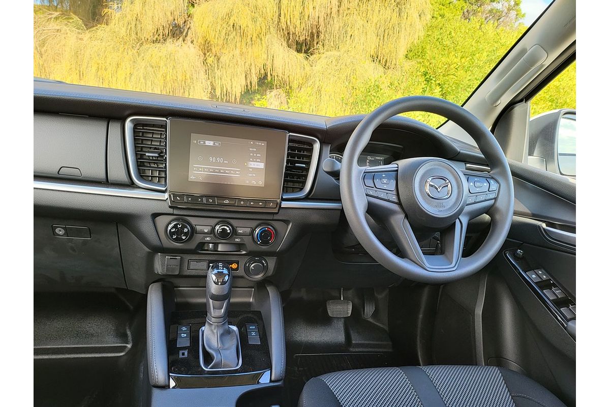 Mazda BT-50 F 6AUTO 3.0L DUAL CAB PICKUP XT 4X4