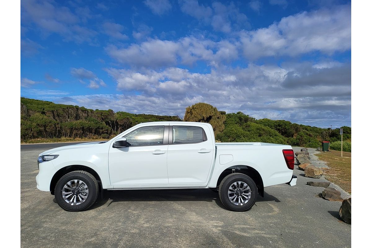Mazda BT-50 F 6AUTO 3.0L DUAL CAB PICKUP XT 4X4