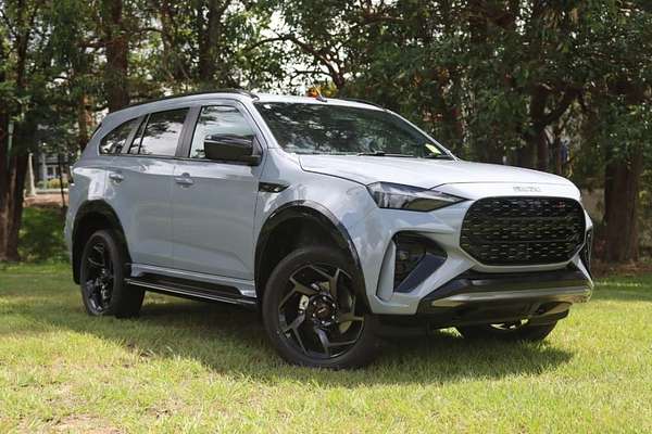 2024 Isuzu MU-X X-TERRAIN