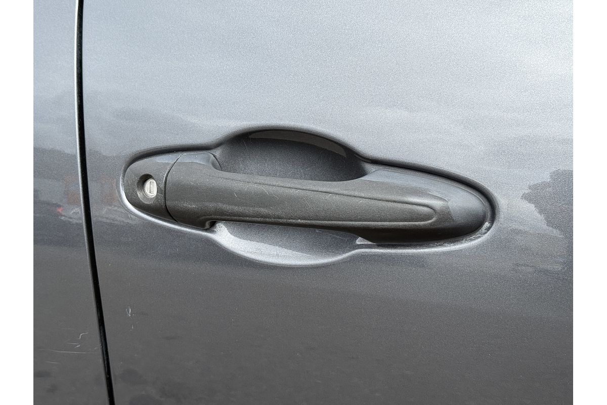 2019 Toyota Hilux SR GUN126R 4X4