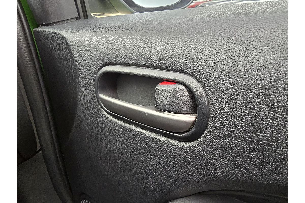2011 Mazda 2 Maxx DE Series 1