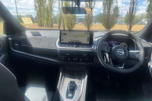 2025 Nissan QASHQAI N-DESIGN e-POWER J12