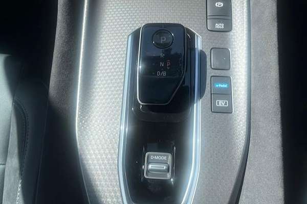 2025 Nissan QASHQAI N-DESIGN e-POWER J12