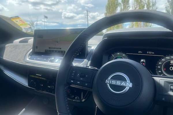 2025 Nissan QASHQAI N-DESIGN e-POWER J12