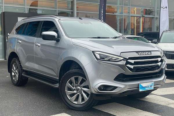 2022 Isuzu MU-X LS-U
