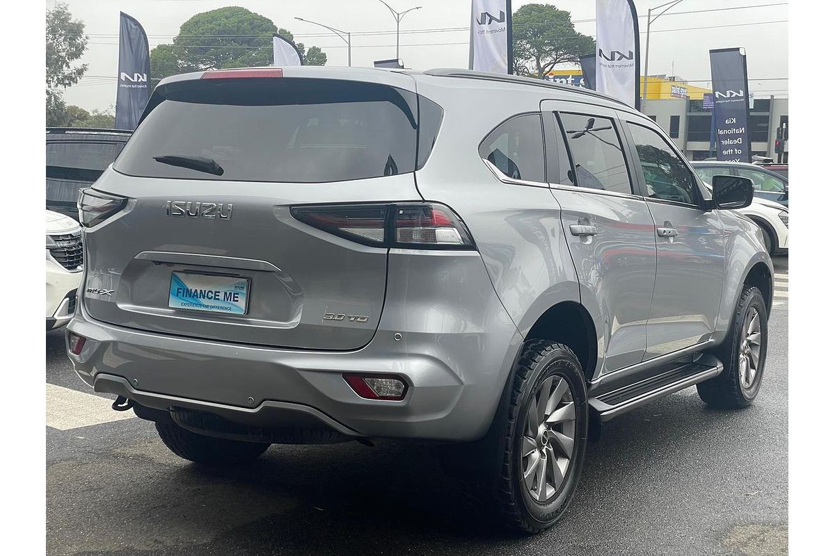 2022 Isuzu MU-X LS-U