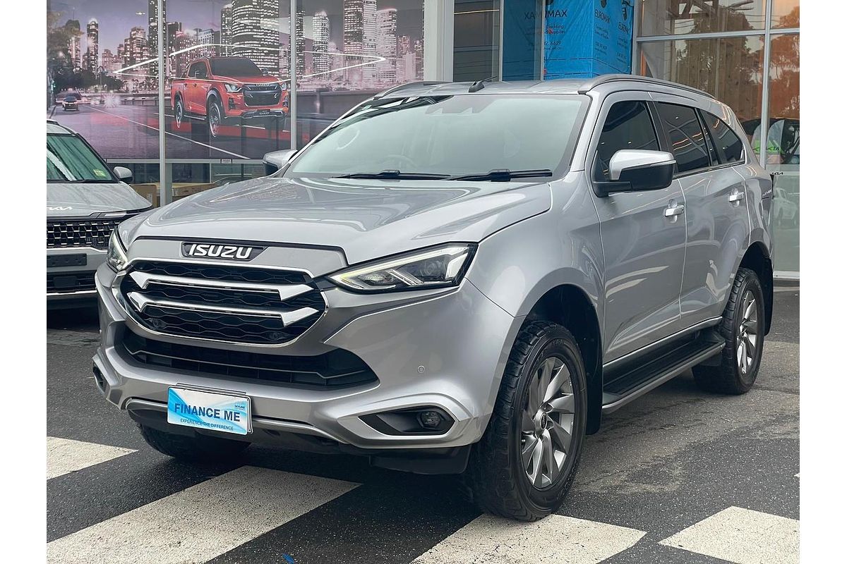 2022 Isuzu MU-X LS-U