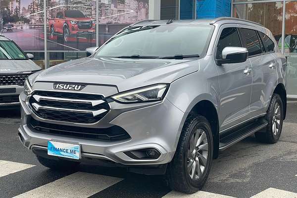 2022 Isuzu MU-X LS-U