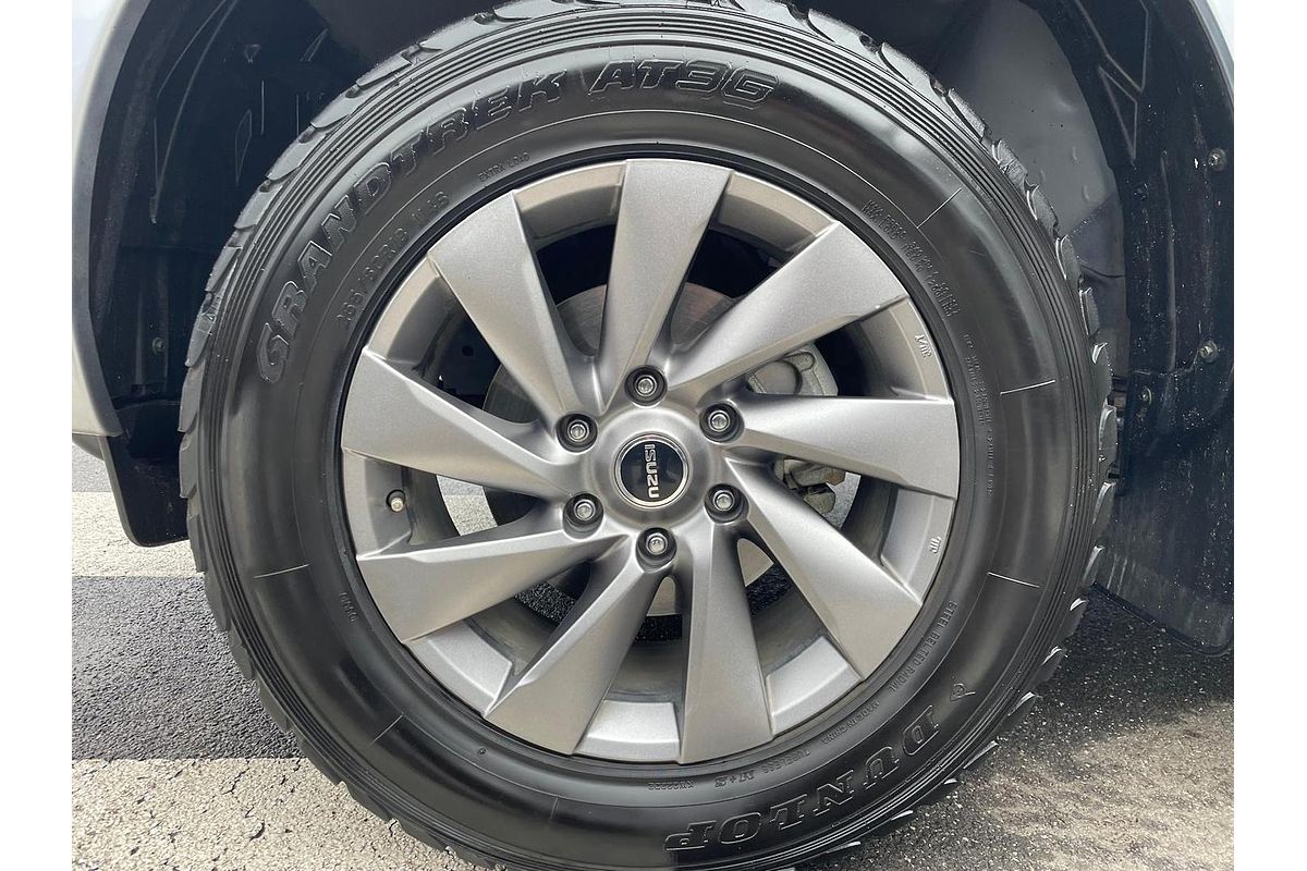 2022 Isuzu MU-X LS-U