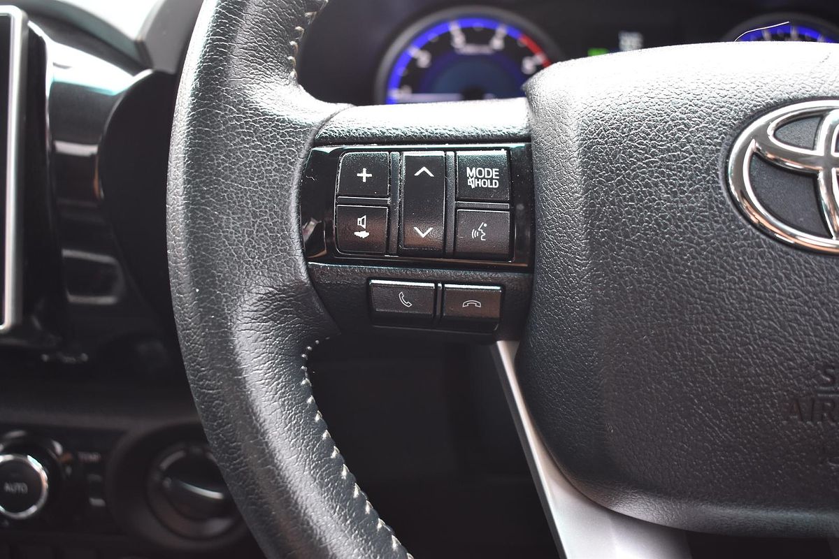 2017 Toyota Hilux SR5 GUN126R 4X4