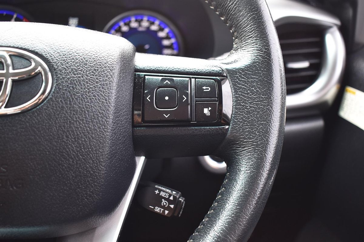 2017 Toyota Hilux SR5 GUN126R 4X4