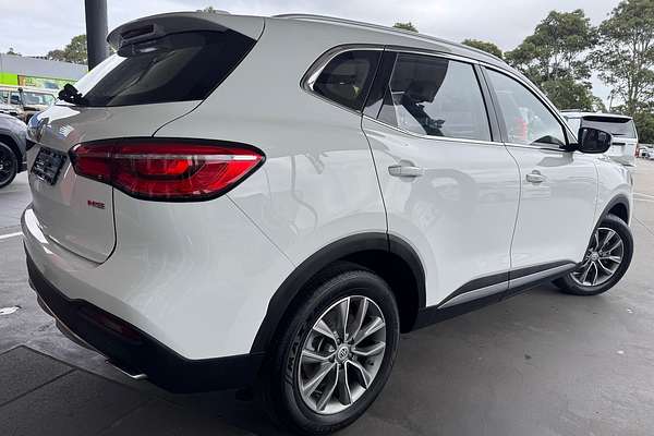 2022 MG HS Vibe SAS23