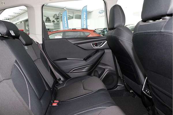 2025 Subaru Forester 2.5i S5