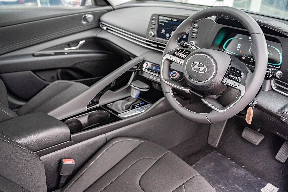 2025 Hyundai i30 Hybrid CN7.V2