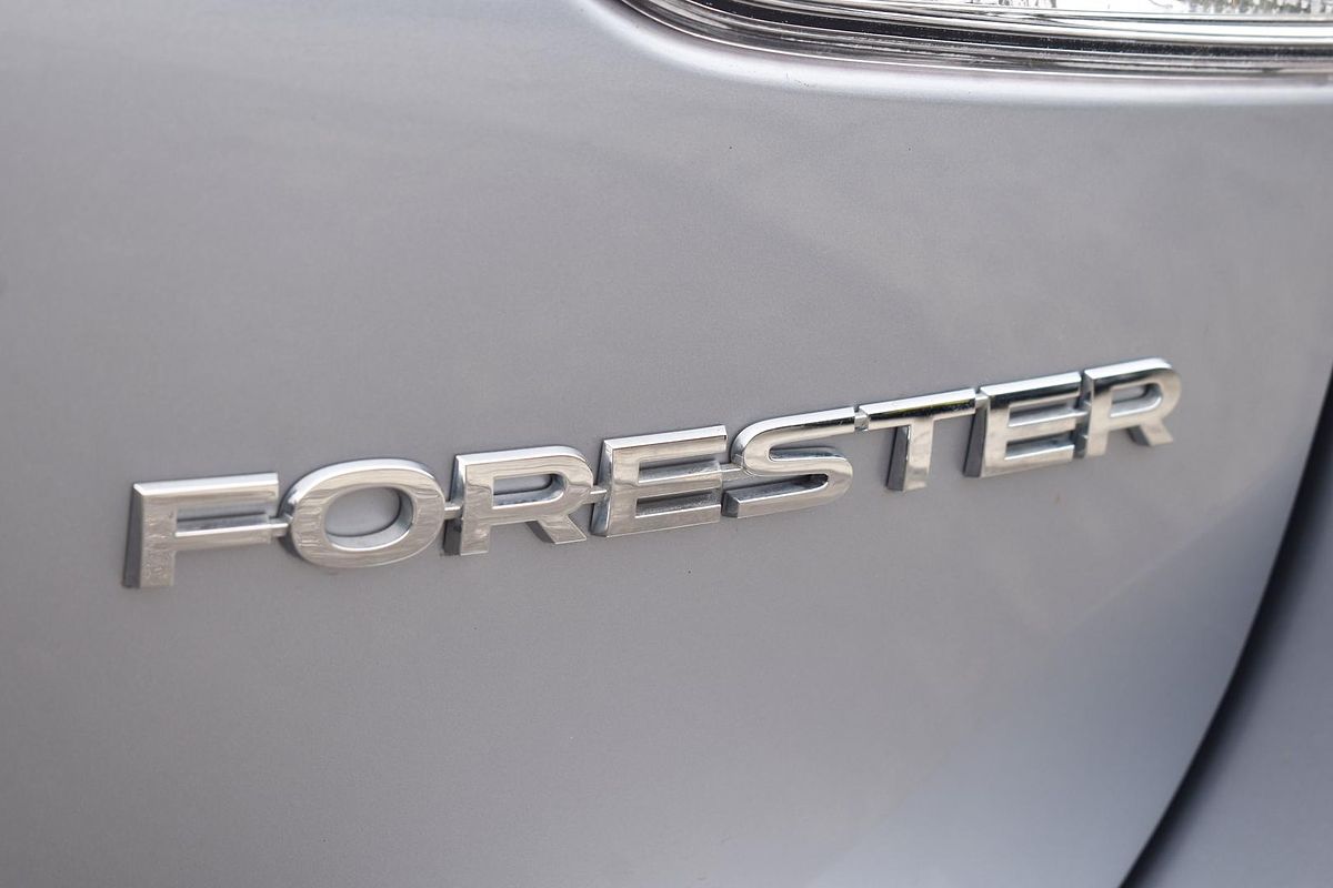 2024 Subaru Forester 2.5i-S S5