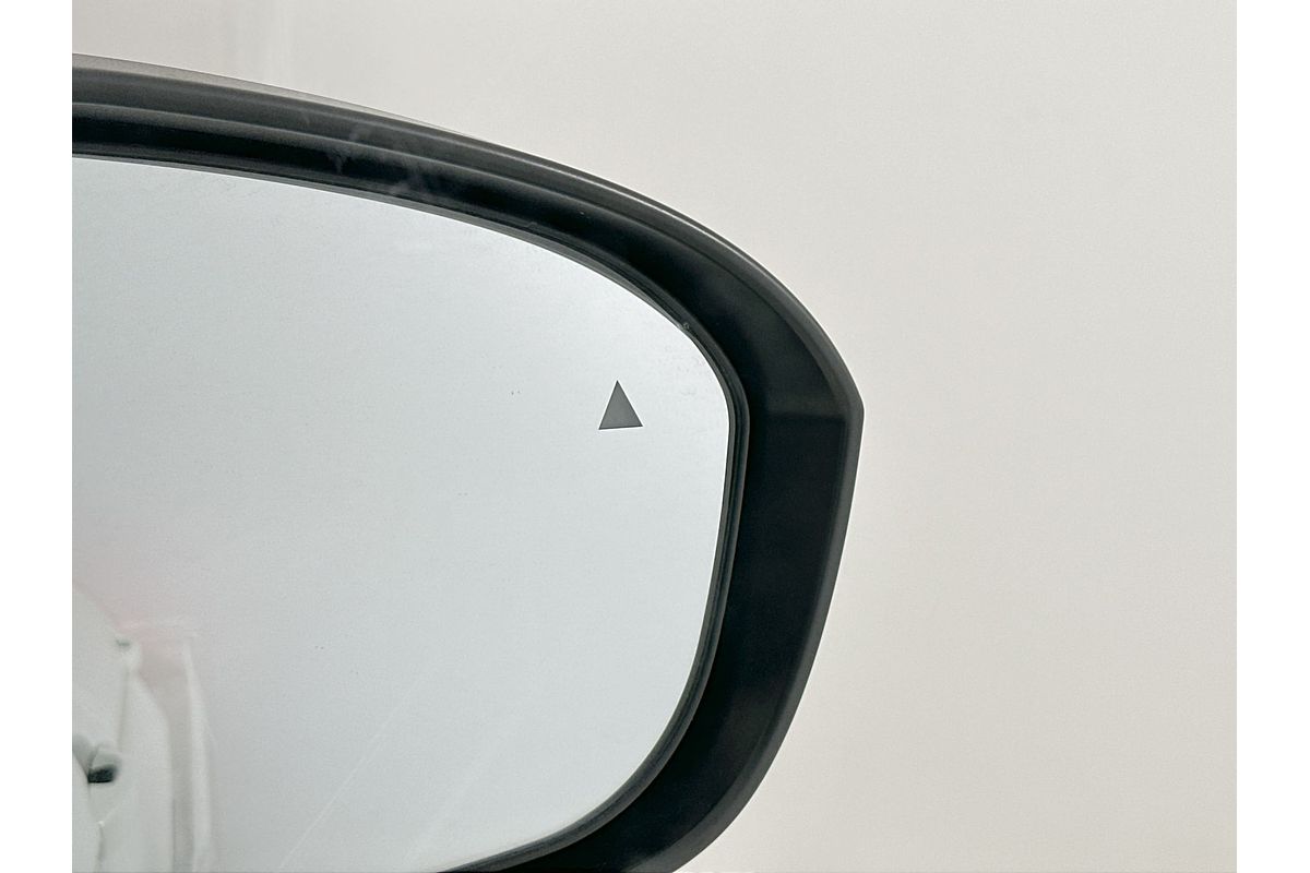 2023 Mitsubishi Outlander ES ZM