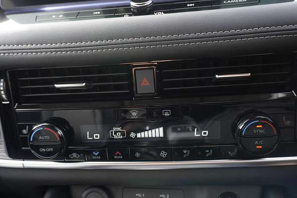 2025 Nissan X-TRAIL Ti T33