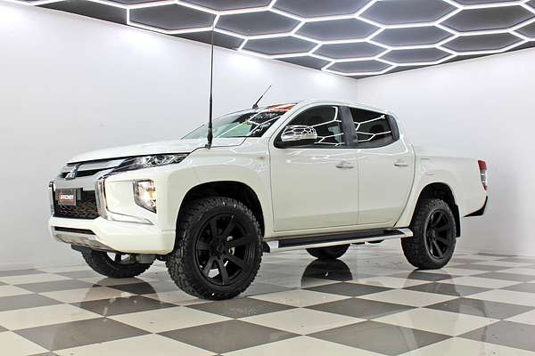 2020 Mitsubishi Triton GLX-R MR 4X4