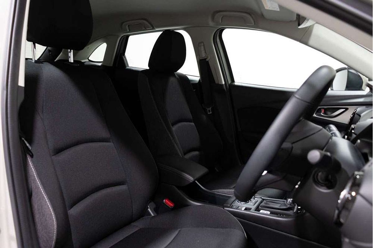 Mazda  I 6AUTO G20 PURE PETROL FWD