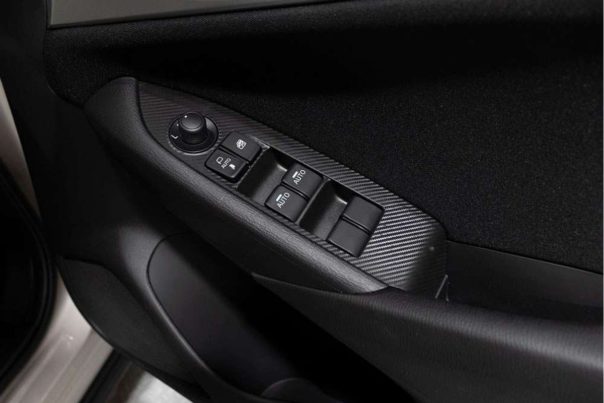 Mazda  I 6AUTO G20 PURE PETROL FWD