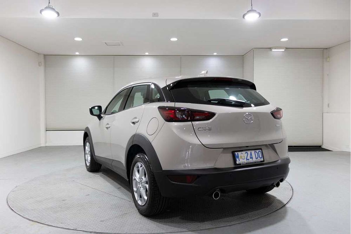 Mazda  I 6AUTO G20 PURE PETROL FWD