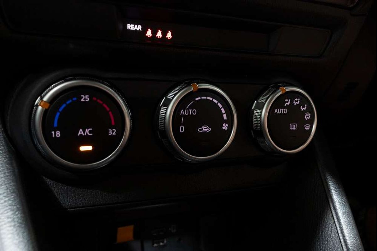 Mazda  I 6AUTO G20 PURE PETROL FWD