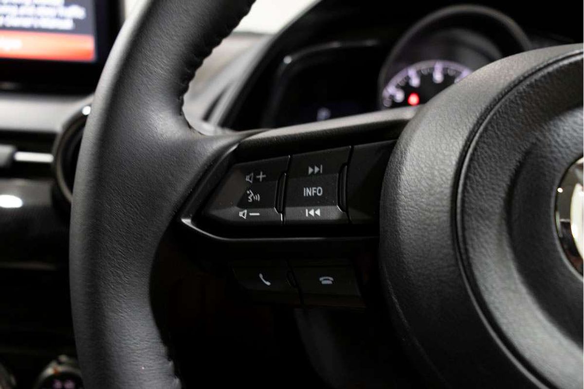 Mazda  I 6AUTO G20 PURE PETROL FWD