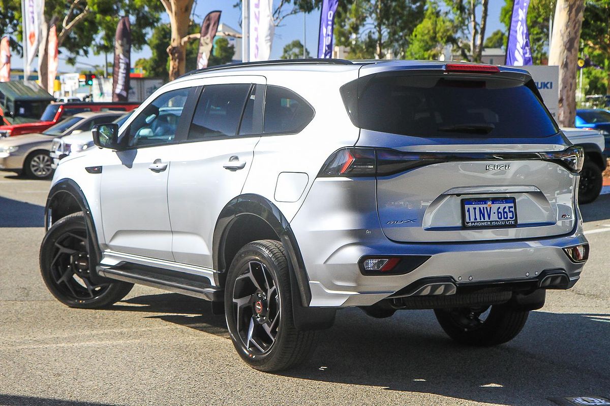 2025 Isuzu MU-X X-TERRAIN