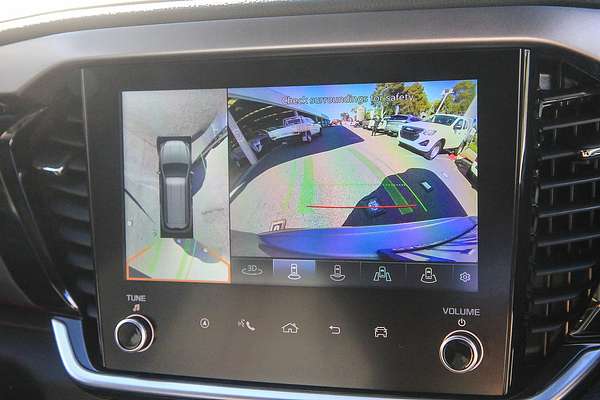 2025 Isuzu MU-X X-TERRAIN