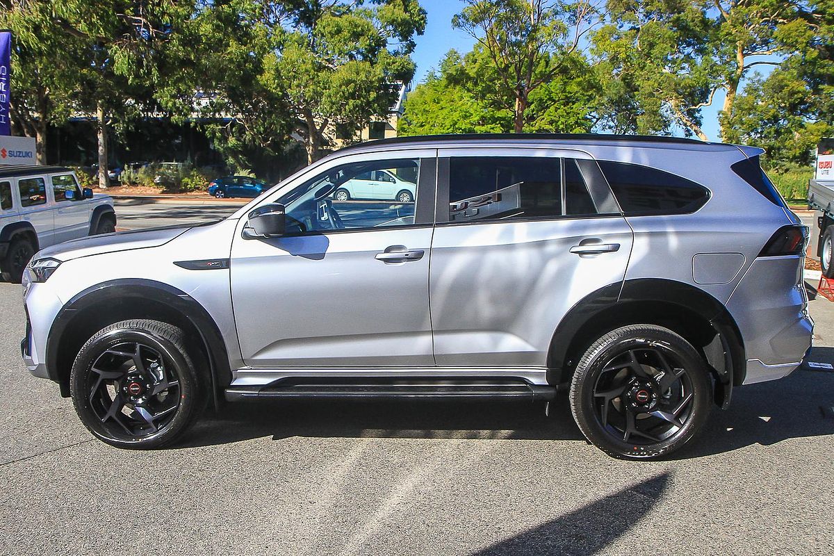 2025 Isuzu MU-X X-TERRAIN