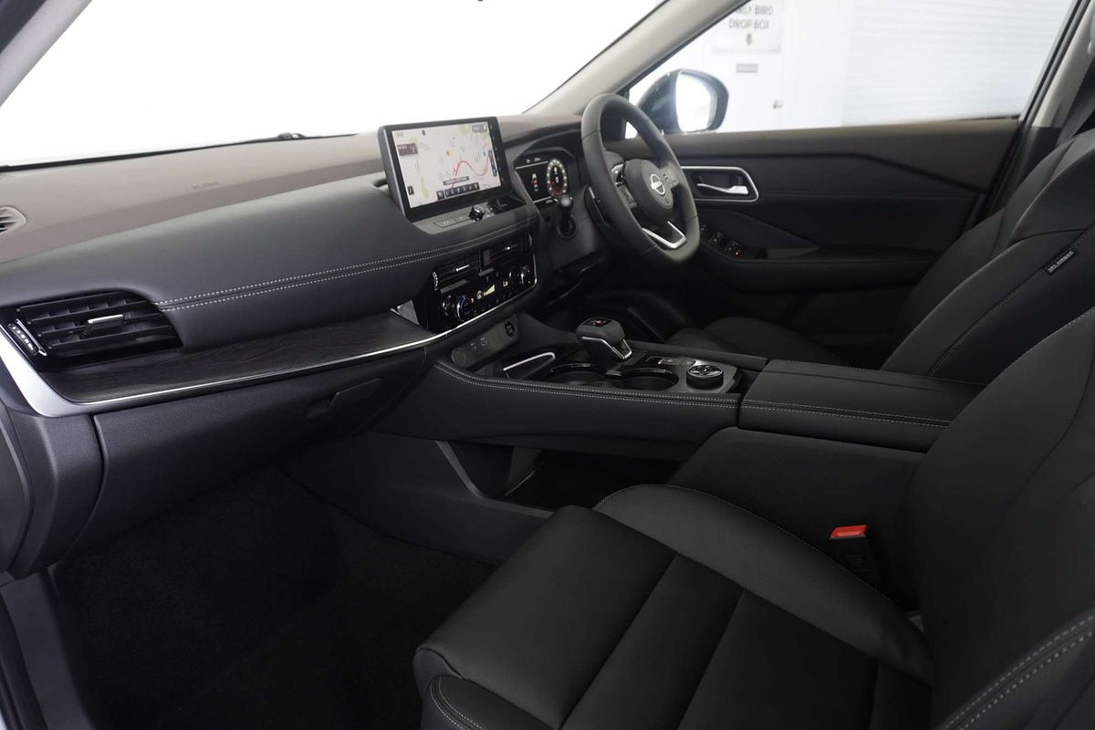 2025 Nissan X-TRAIL Ti T33