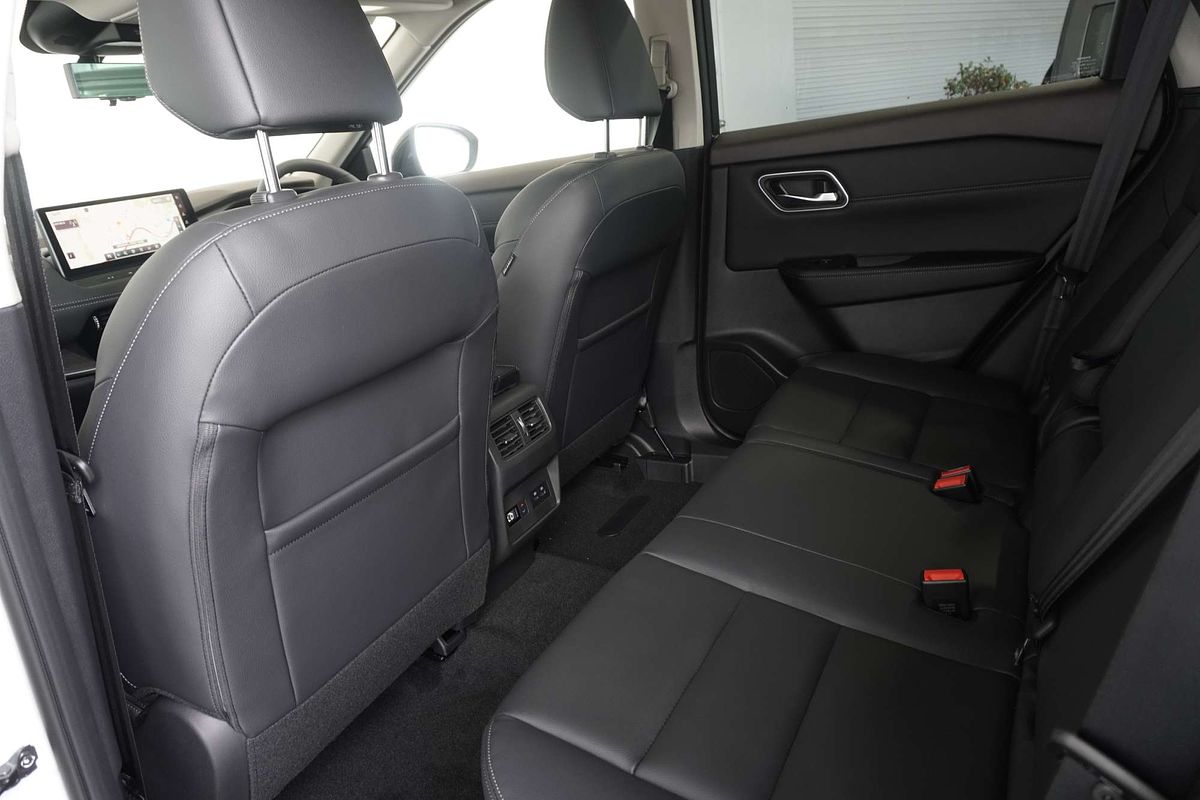 2025 Nissan X-TRAIL Ti T33