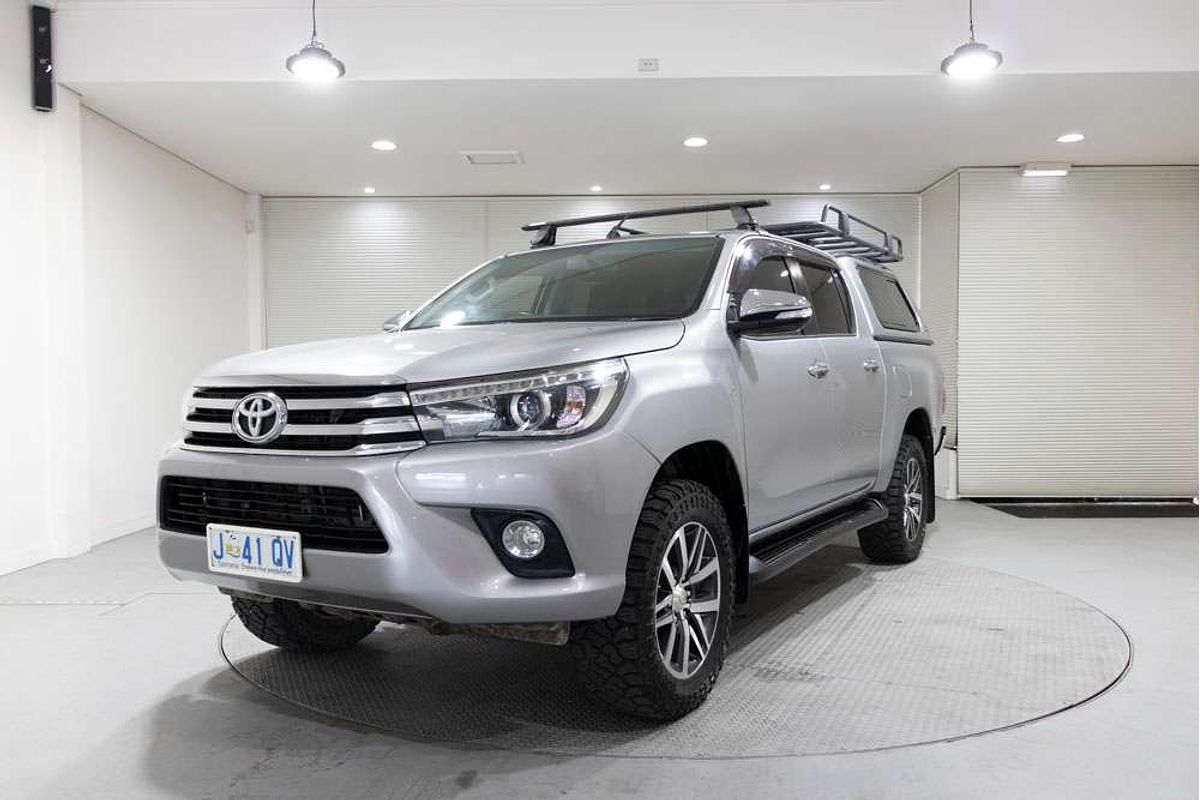 2016 Toyota Hilux SR5 GUN126R 4X4
